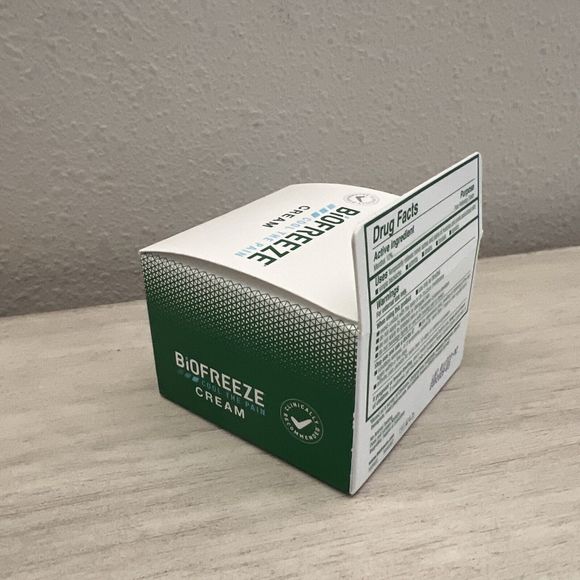 Biofreeze Cool the Pain Soothing Pain Relief Cream Jar 3 oz Factory Sealed - Picture 3 of 6